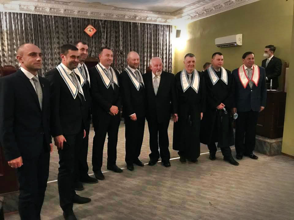 odd fellows uit Lviv ontvangen graad liefde in Polen
